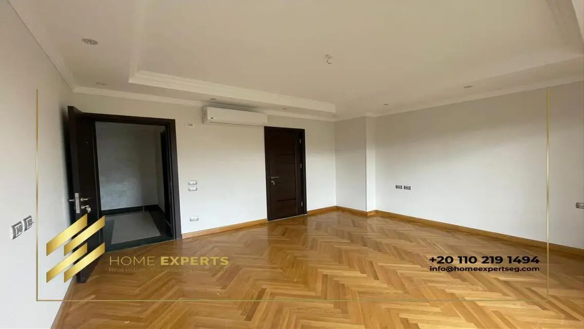 Luxury Villa for Sale with Private Garden and Pool
