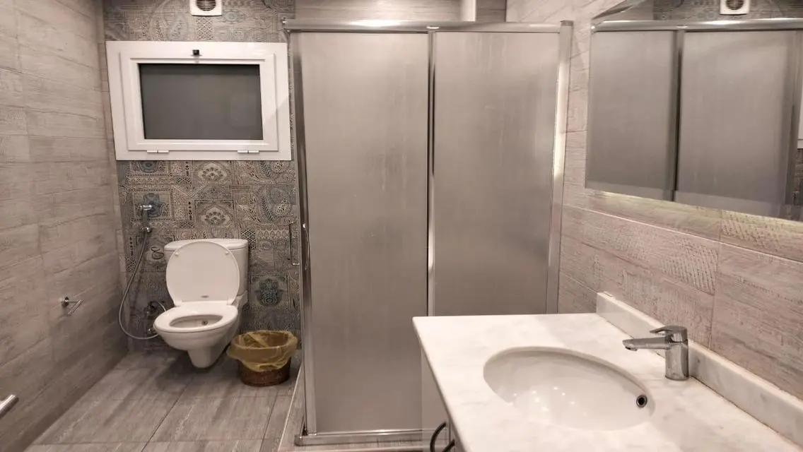Luxury Apartment with Stunning View Available Now