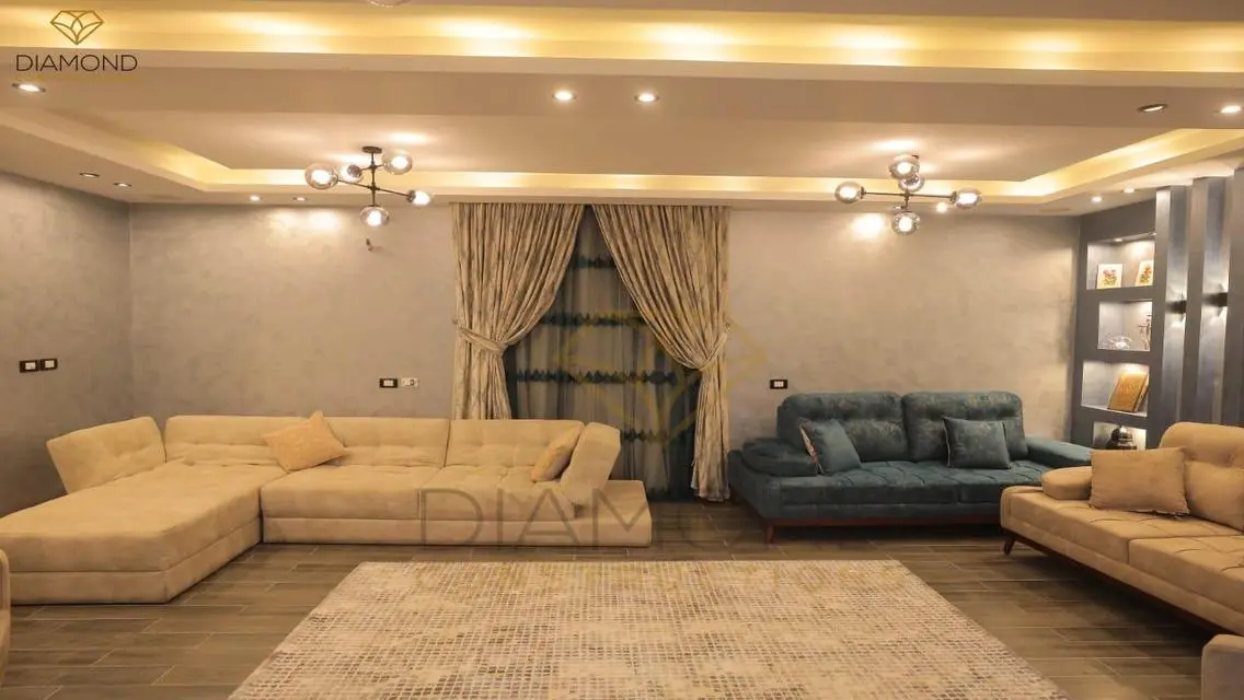 شقة فاخرة للبيع بمساحة 250 متر