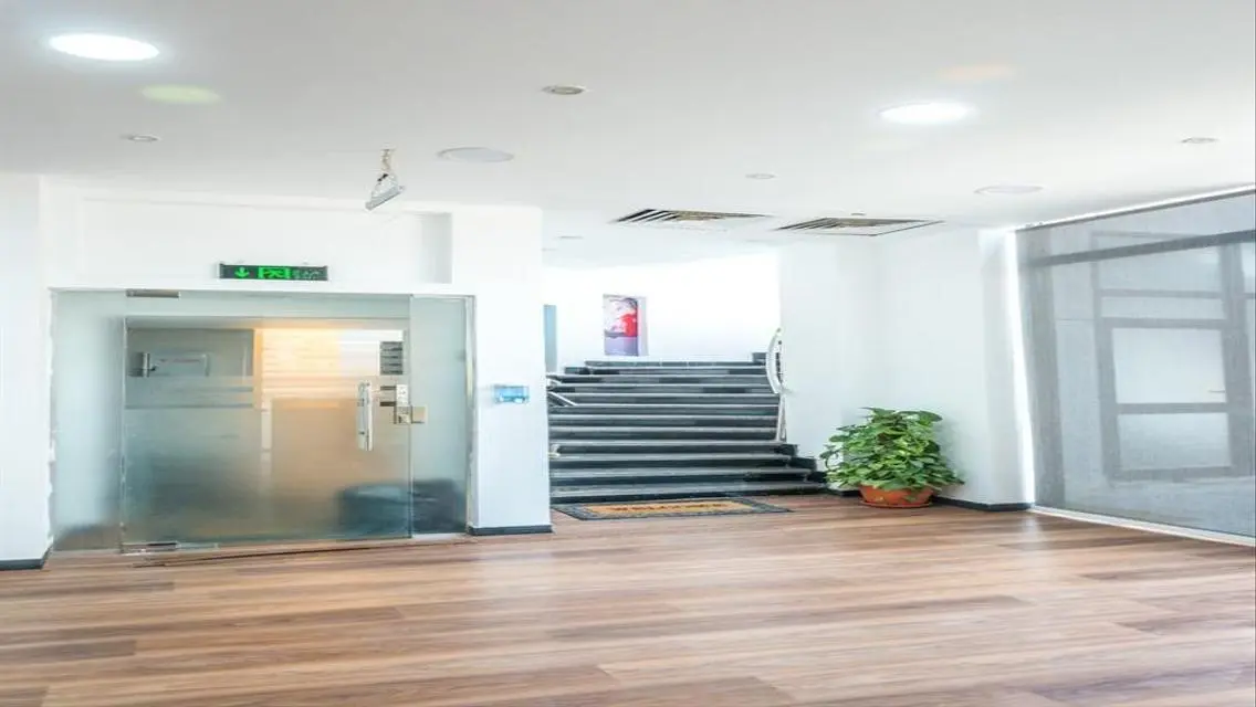 Office for Sale with Spacious Design and Excellent Features