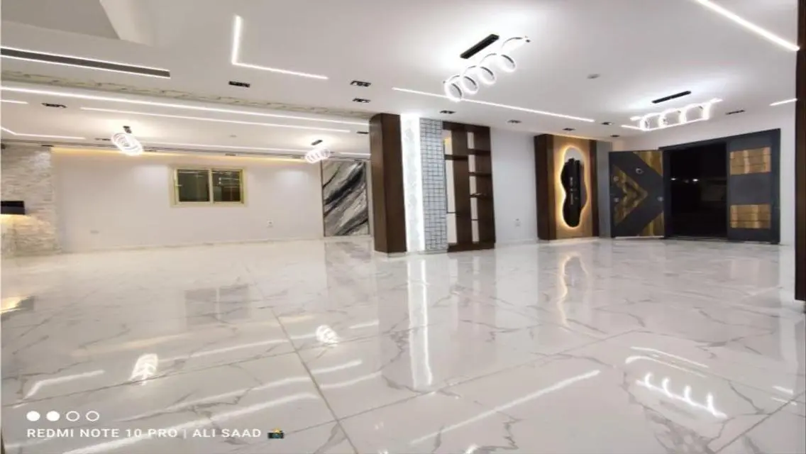 Luxury 3-Bedroom Apartment with Stunning Views