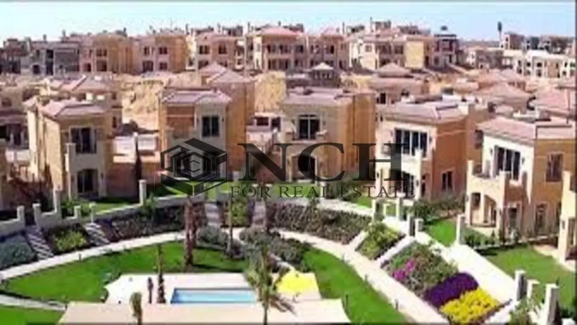 فيلا فاخرة مع مسبح خاص وحديقة في موقع متميز