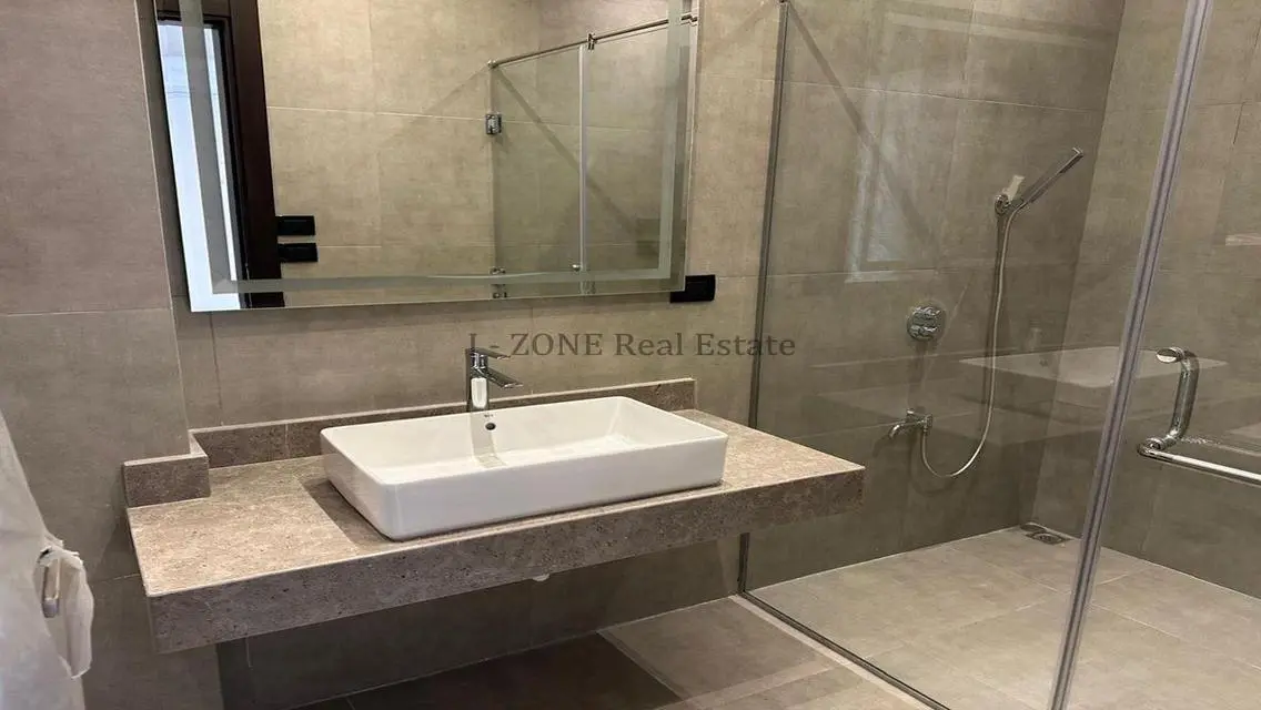 Stunning Lake View Apartment for Sale