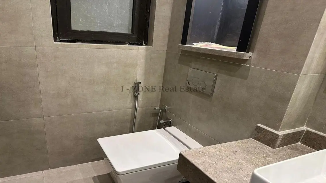 Stunning Lake View Apartment for Sale