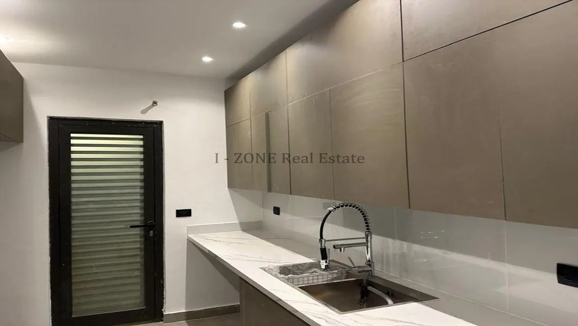 Stunning Lake View Apartment for Sale