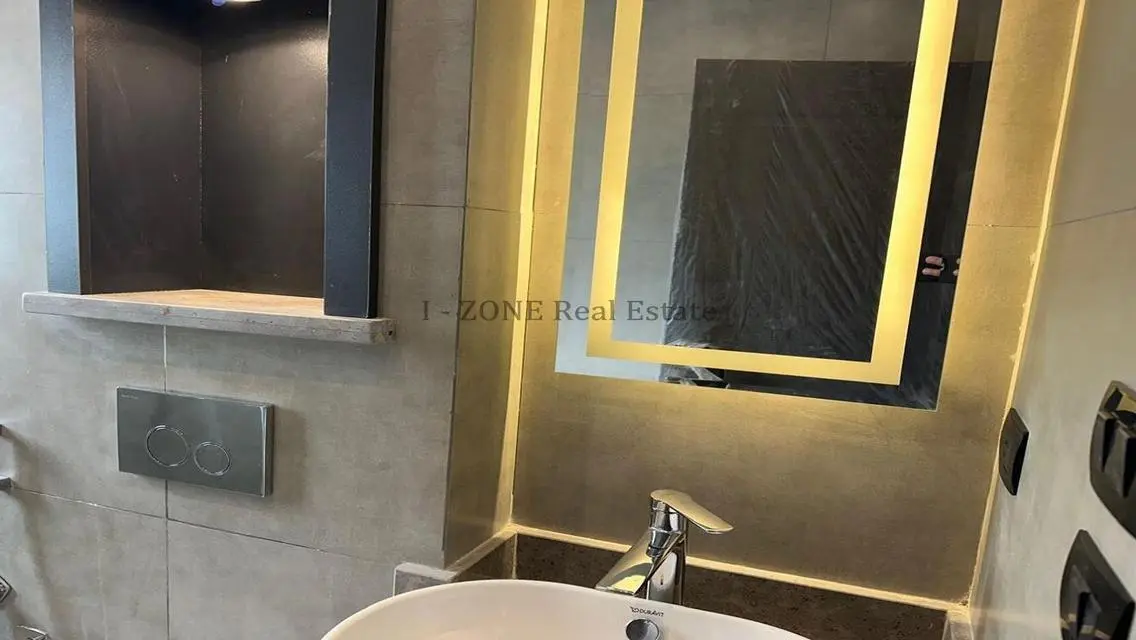 Stunning Lake View Apartment for Sale