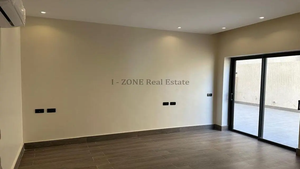 Stunning Lake View Apartment for Sale
