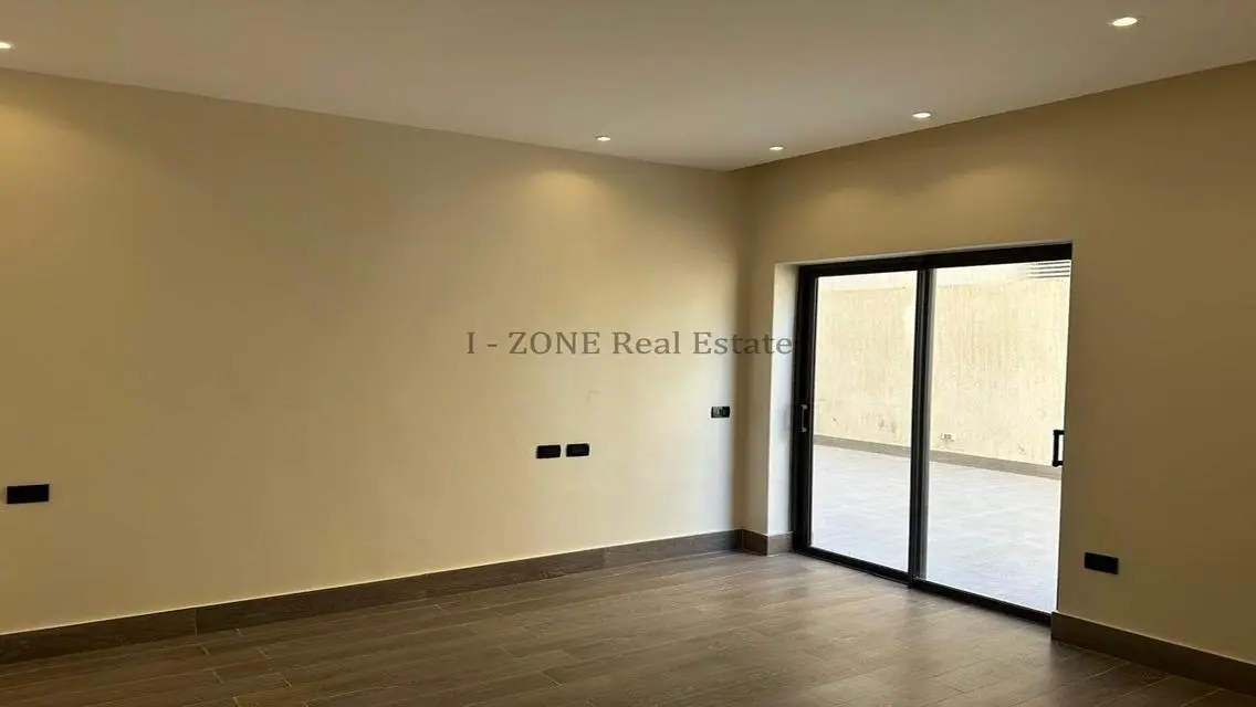 Stunning Lake View Apartment for Sale