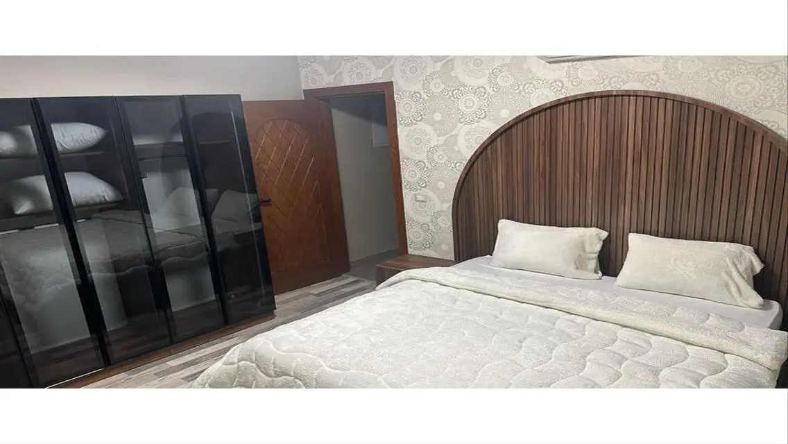 شقة فاخرة للبيع بمساحة واسعة