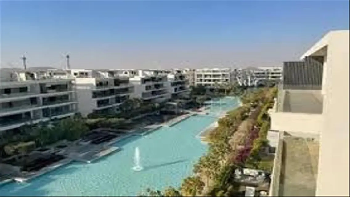 Lake View Apartment - 3 Bedrooms