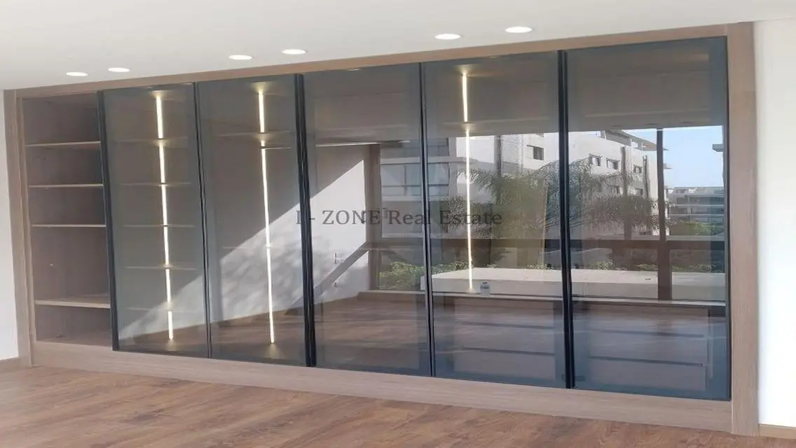 Stunning Lake View Apartment at IZONE