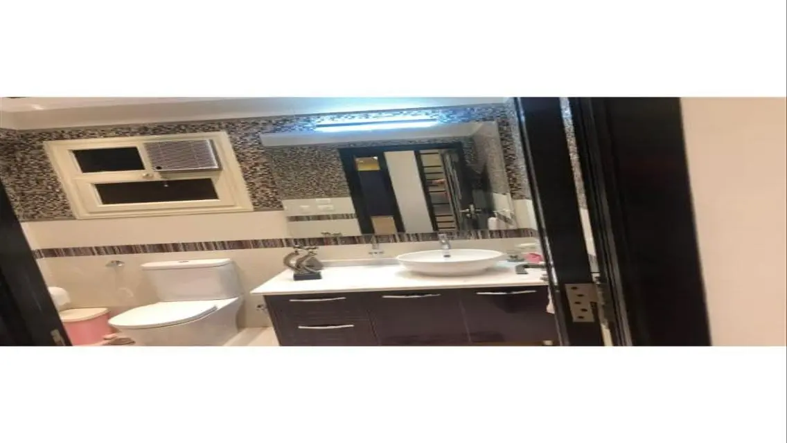 شقة فاخرة للبيع في 230 هب 50