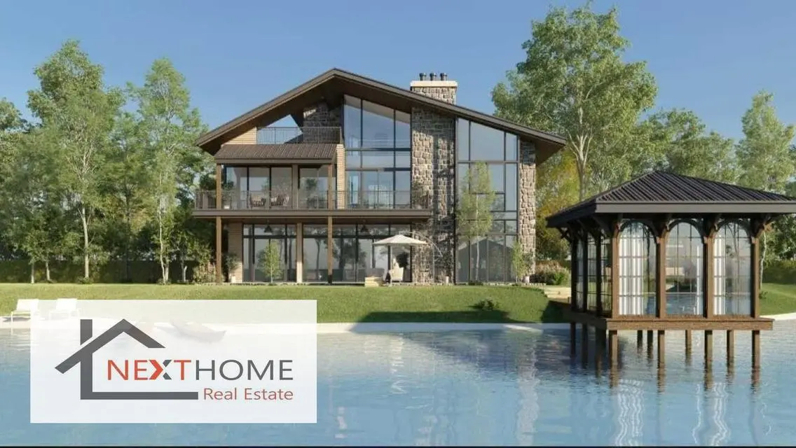 Stunning Lakeview Villa with Luxury Amenities
