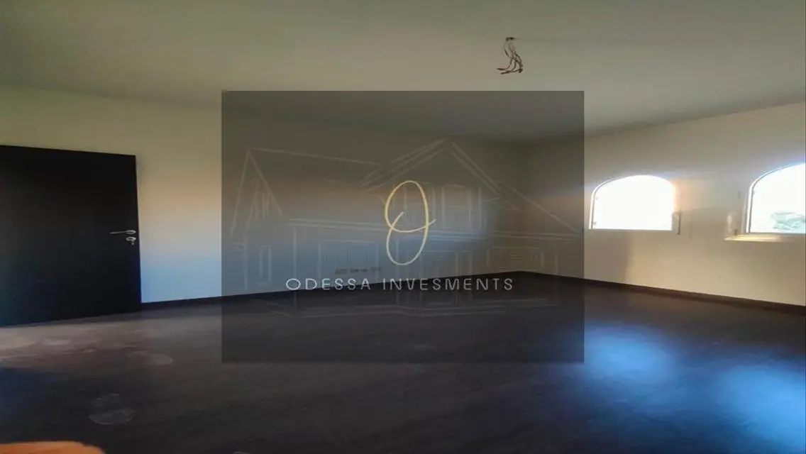 Luxury Apartment with 356 m² Space and Maid's Room