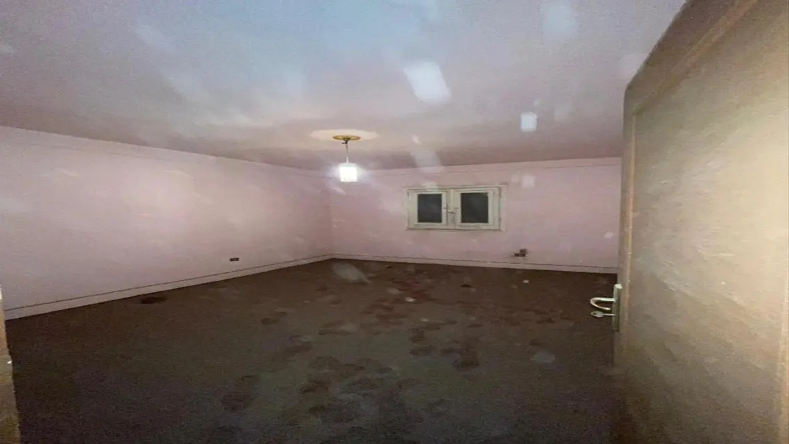 Stunning Apartment for Sale with Spacious Design in Prime Location
