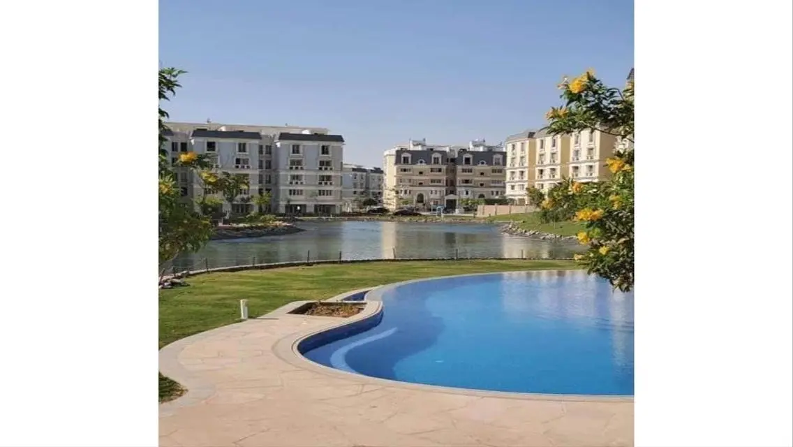 Luxury Apartment 300 Meters from Hyde Park - New Cairo