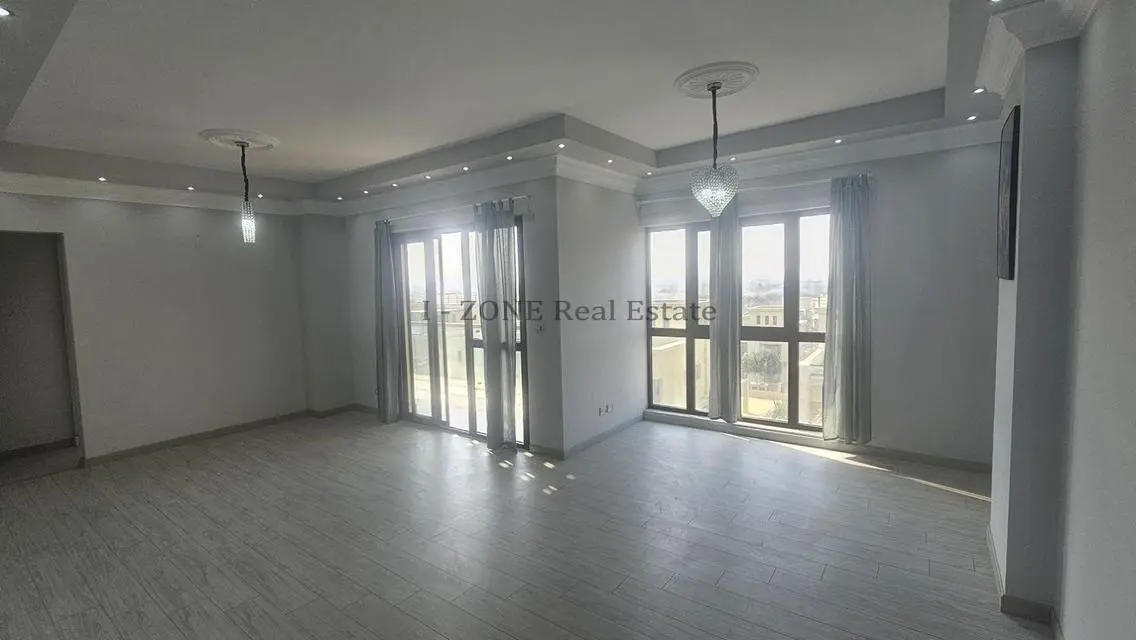 شقق سكاي في آي زون - 1602