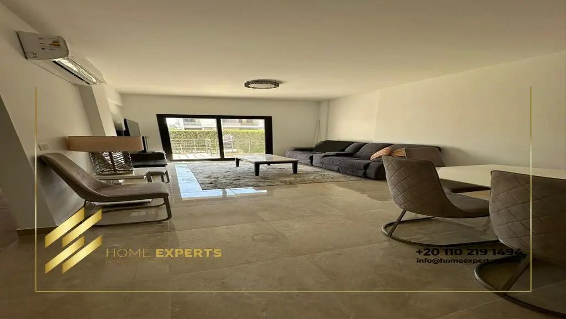 Luxurious Apartment with Stunning View and Spacious Living