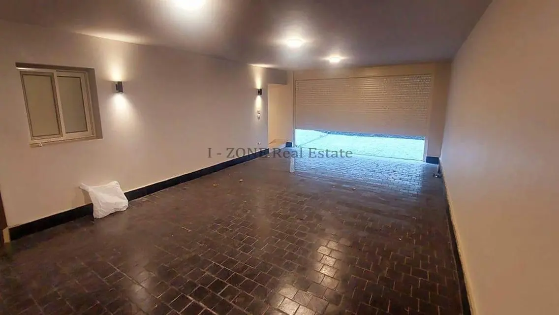 Luxurious 3-Bedroom Apartment in IZONE
