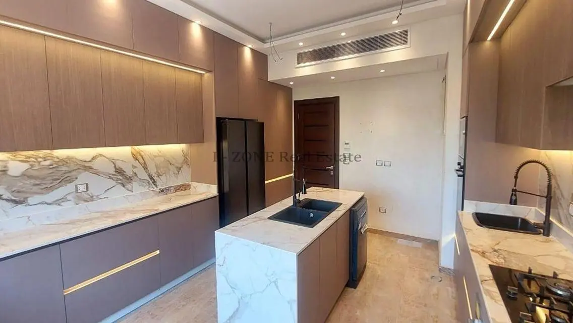 Luxurious 3-Bedroom Apartment in IZONE