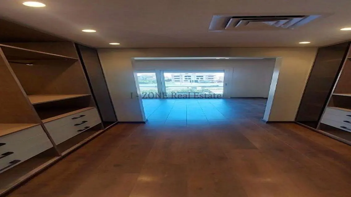 Luxurious 3-Bedroom Apartment in IZONE