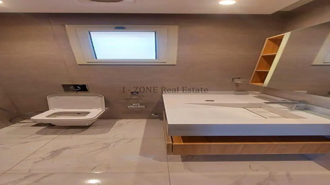 Luxurious 3-Bedroom Apartment in IZONE