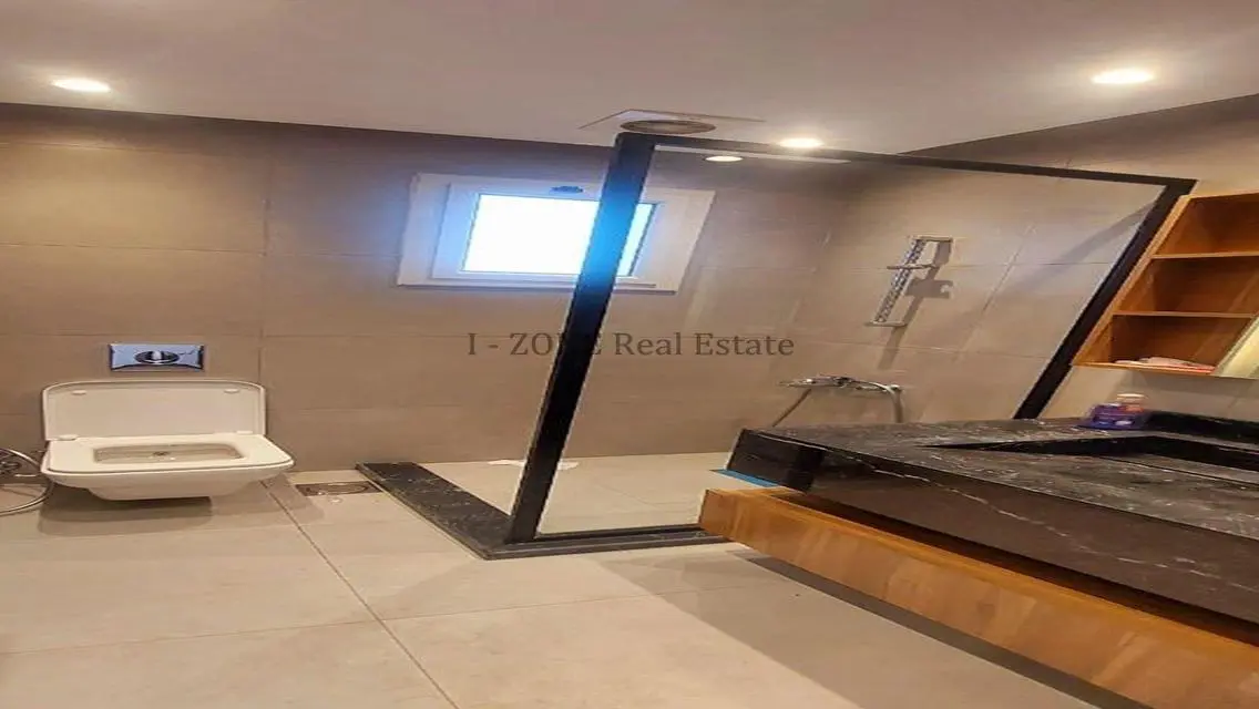 Luxurious 3-Bedroom Apartment in IZONE