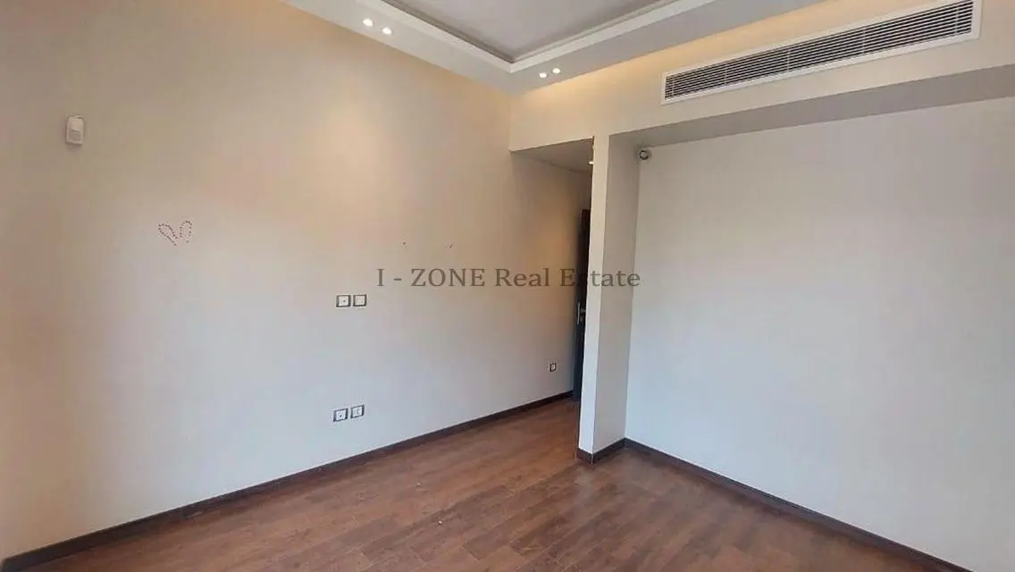 Luxurious 3-Bedroom Apartment in IZONE
