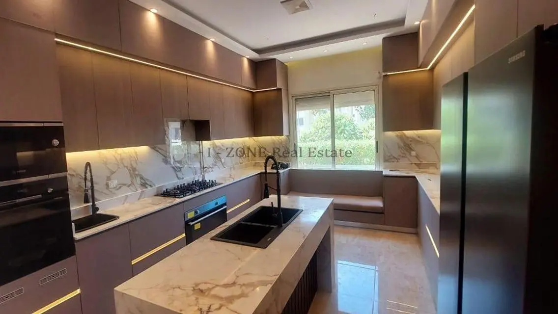 Luxurious 3-Bedroom Apartment in IZONE
