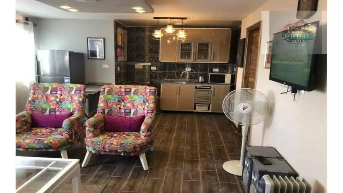 Amazing Apartment with 8000 Square Meters