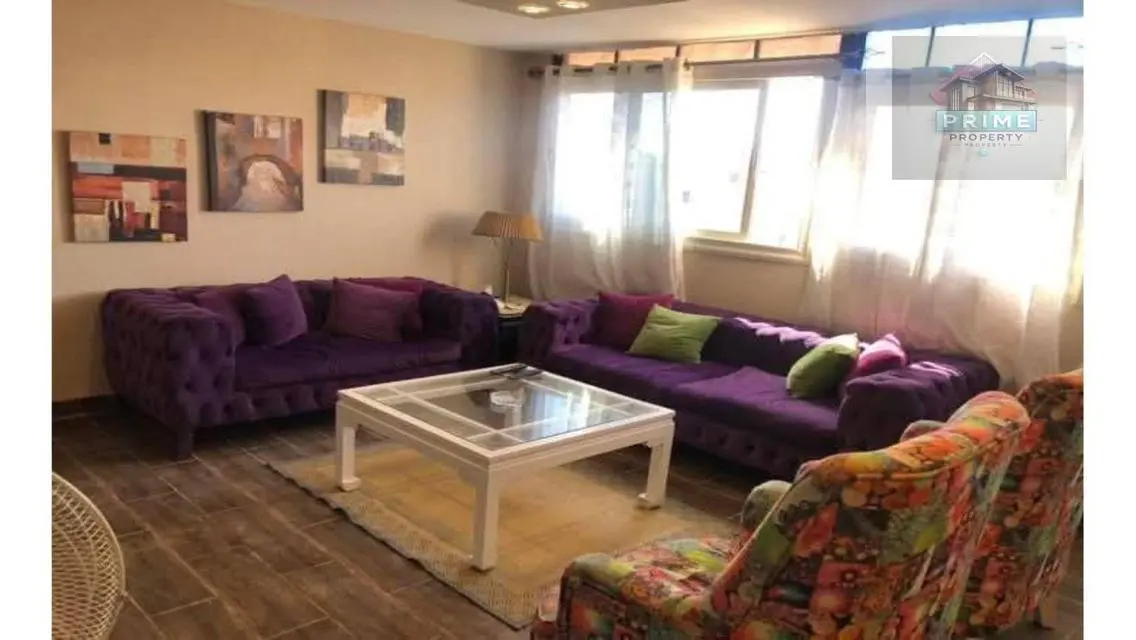 Amazing Apartment with 8000 Square Meters