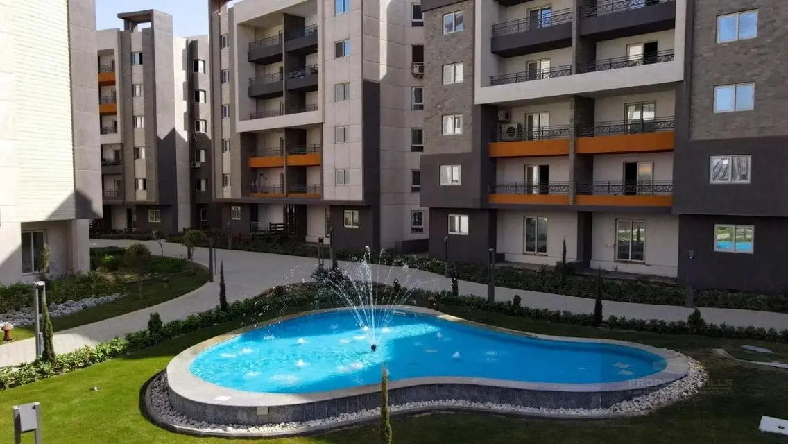 Luxurious Villa for Sale with Spacious Amenities