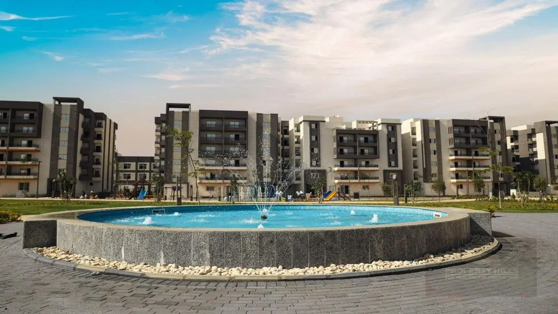 Luxurious Villa for Sale with Spacious Amenities