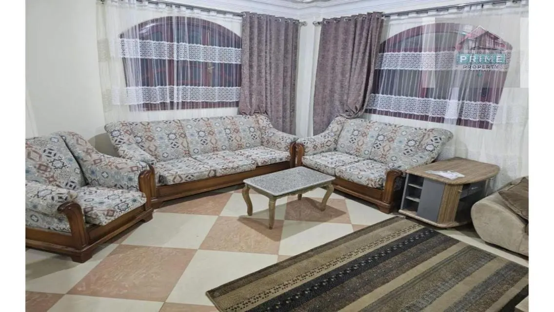 فيلا فاخرة للايجار - 35,000 جنيه شهرياً
