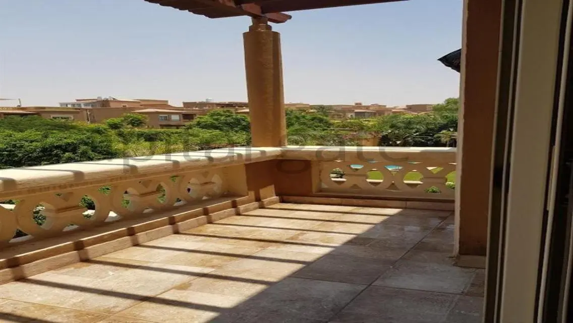Luxury Villa for Sale - 850 sqm in a Prime Location