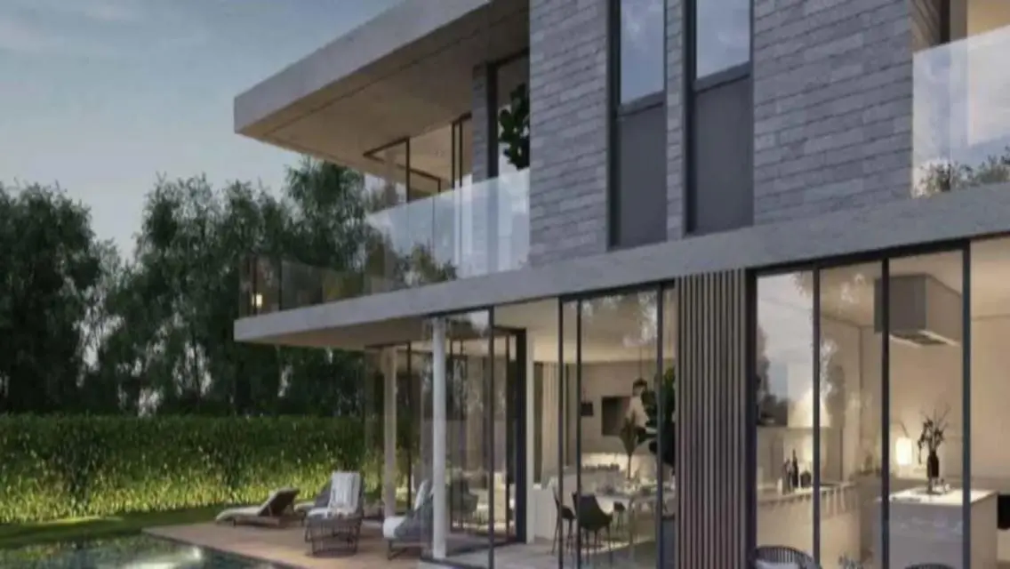 Luxury Villa with Private Garden and Shared Pool