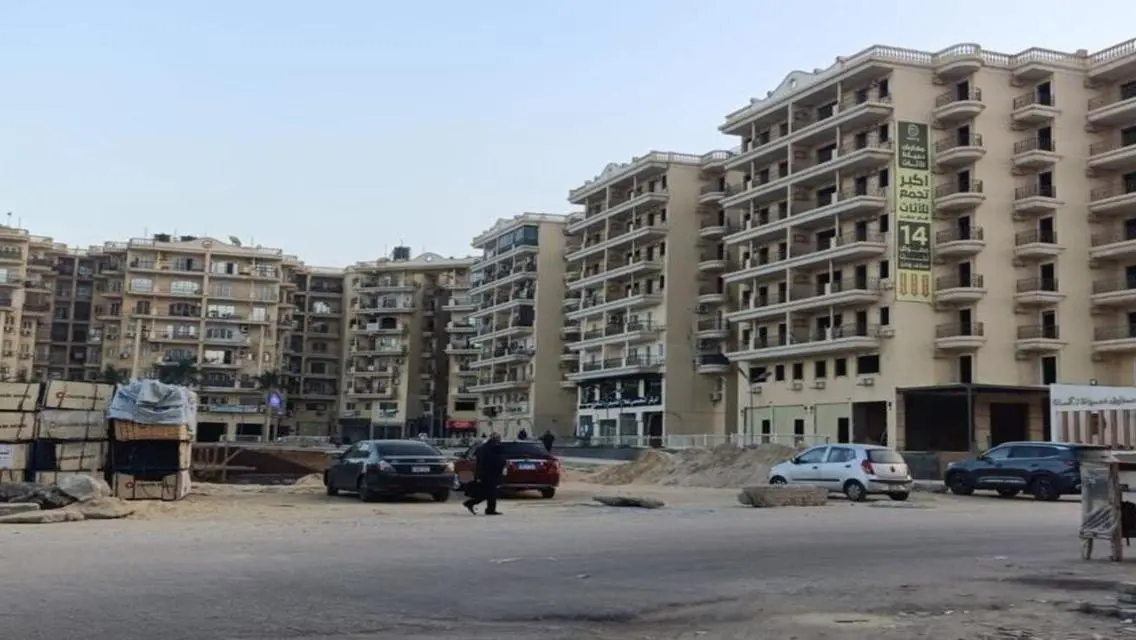 Luxury Apartment with Landmark View
