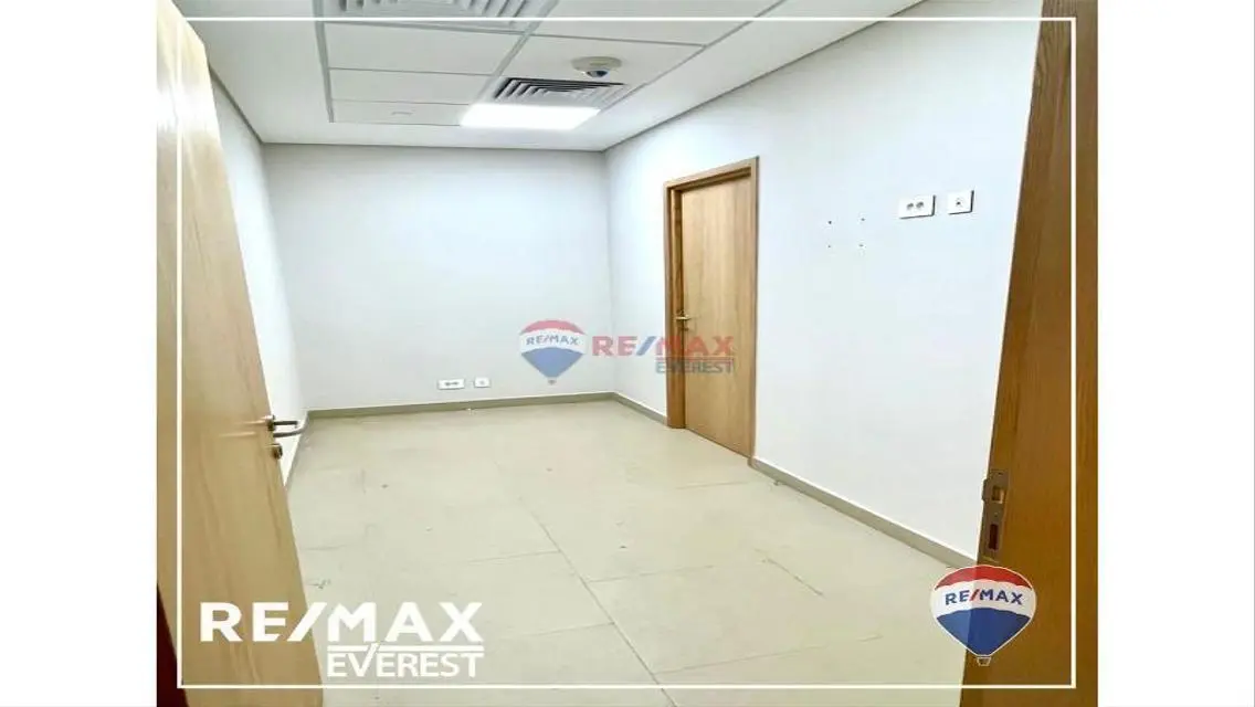 عقار متميز للبيع في موقع رائع