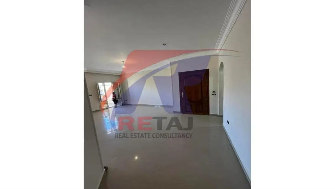Luxury Apartment with 240 Sq M and Attractive Pricing