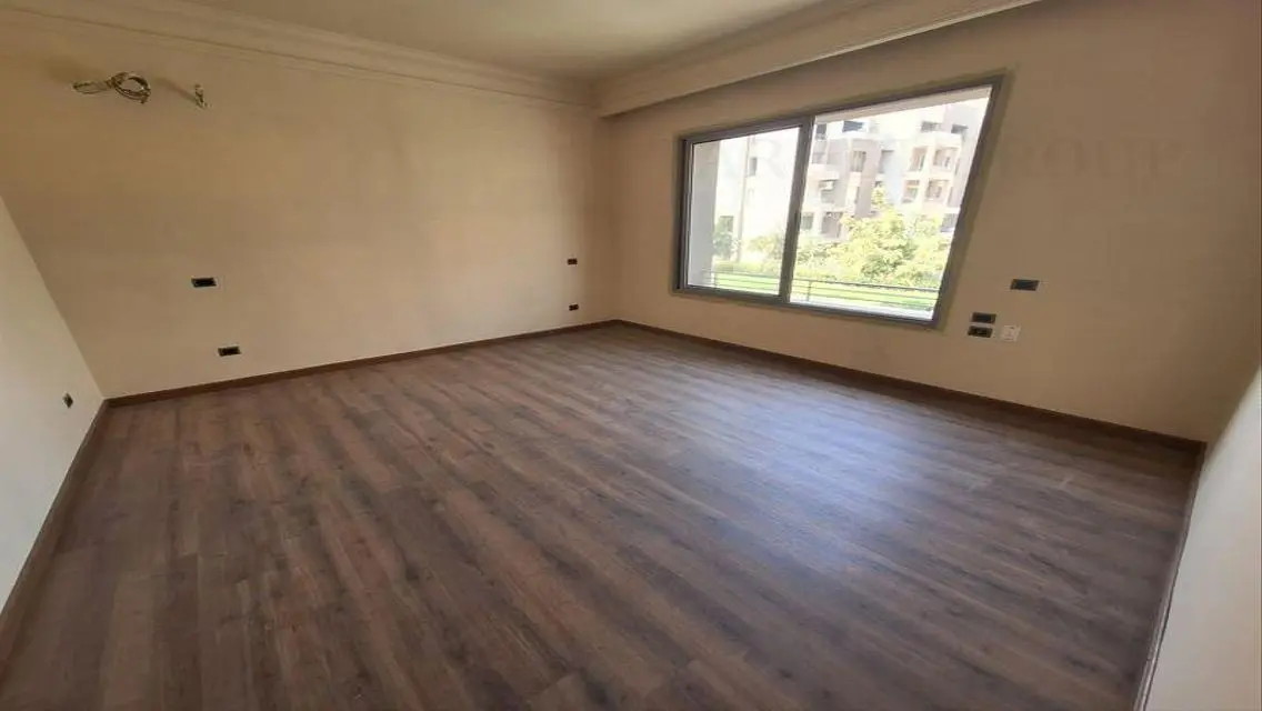 Stunning Apartment in VGK Compound 24