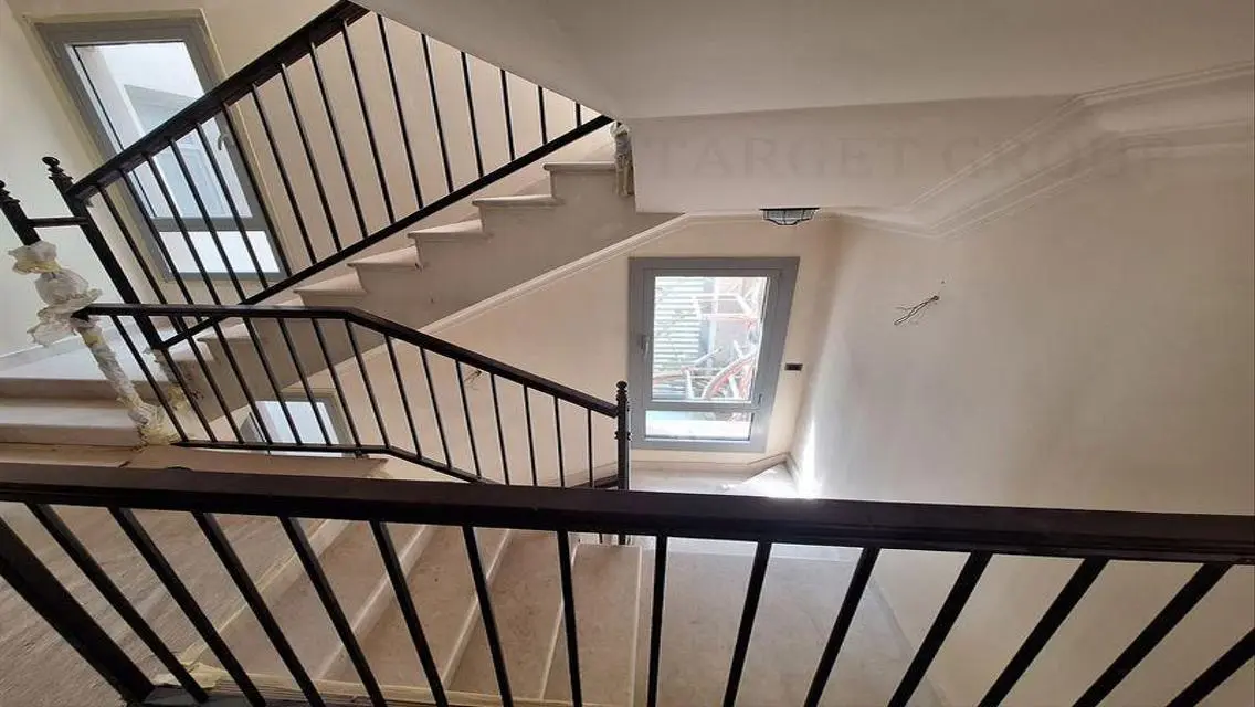 Stunning Apartment in VGK Compound 24