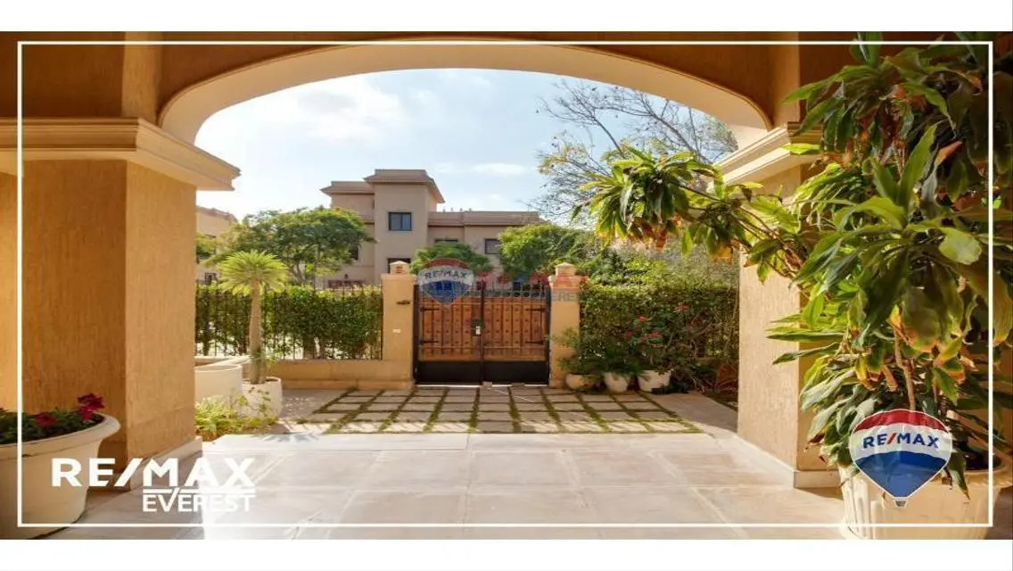 Luxury Apartment for Sale: 5000 Sq M in Region 2009