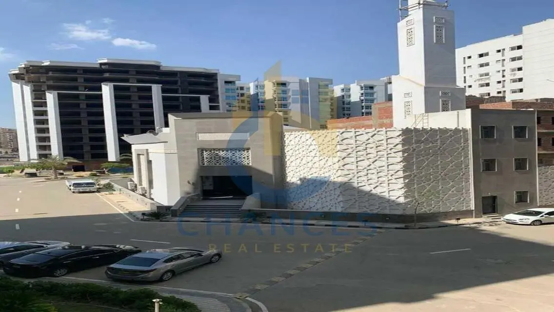 Luxury 175 sqm Apartment for Sale at an Attractive Price
