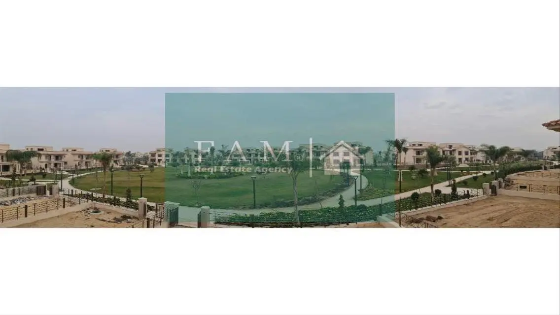 فيلا فاخرة بمساحة كبيرة للبيع في Town-211