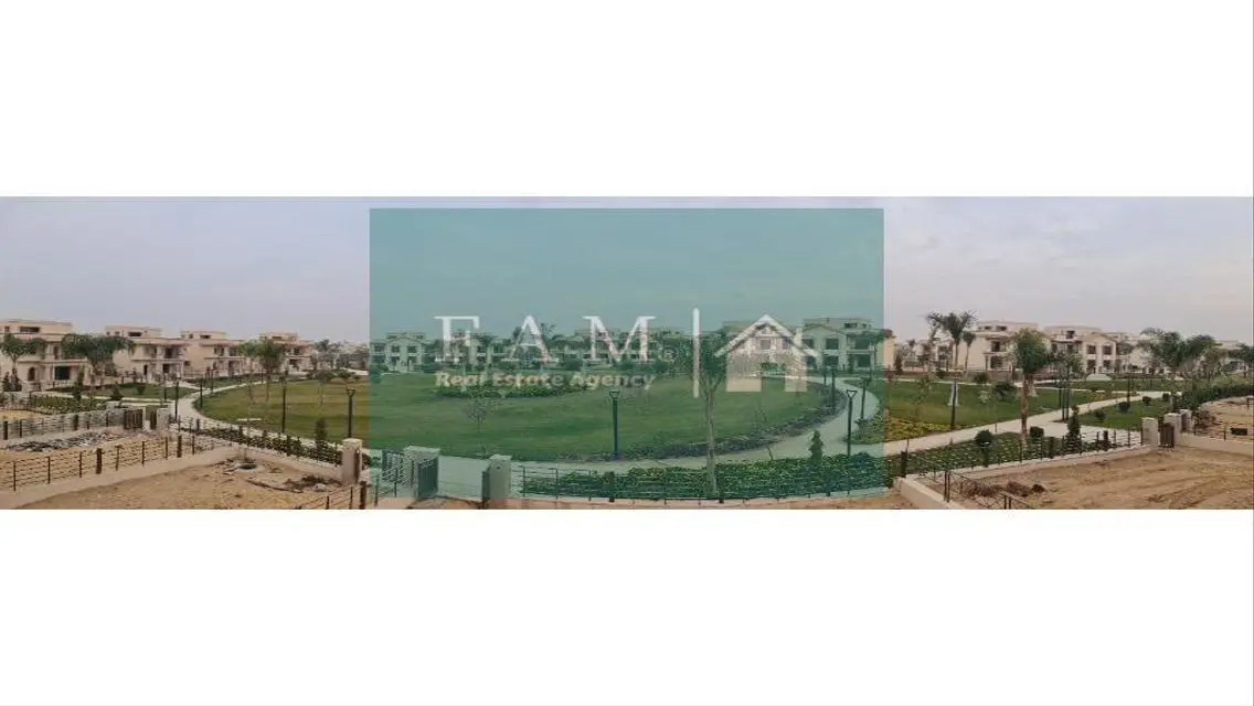 فيلا فاخرة بمساحة كبيرة للبيع في Town-211