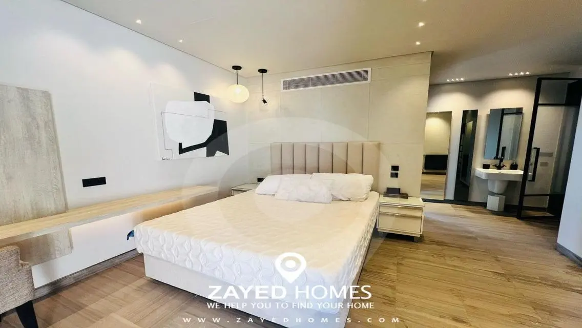 Luxury Villa for Sale at 200,000 EGP near Lakes