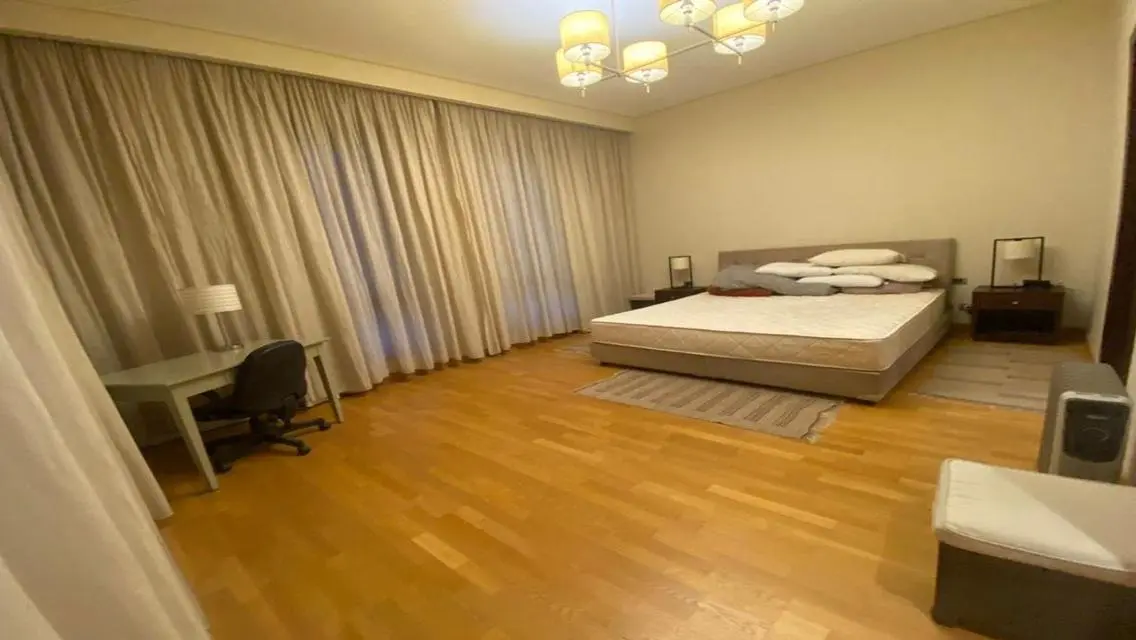 Luxury Apartment in Forty-West-Sodic 233