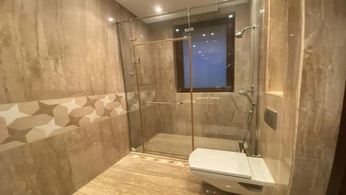Luxury Apartment in Forty-West-Sodic 233
