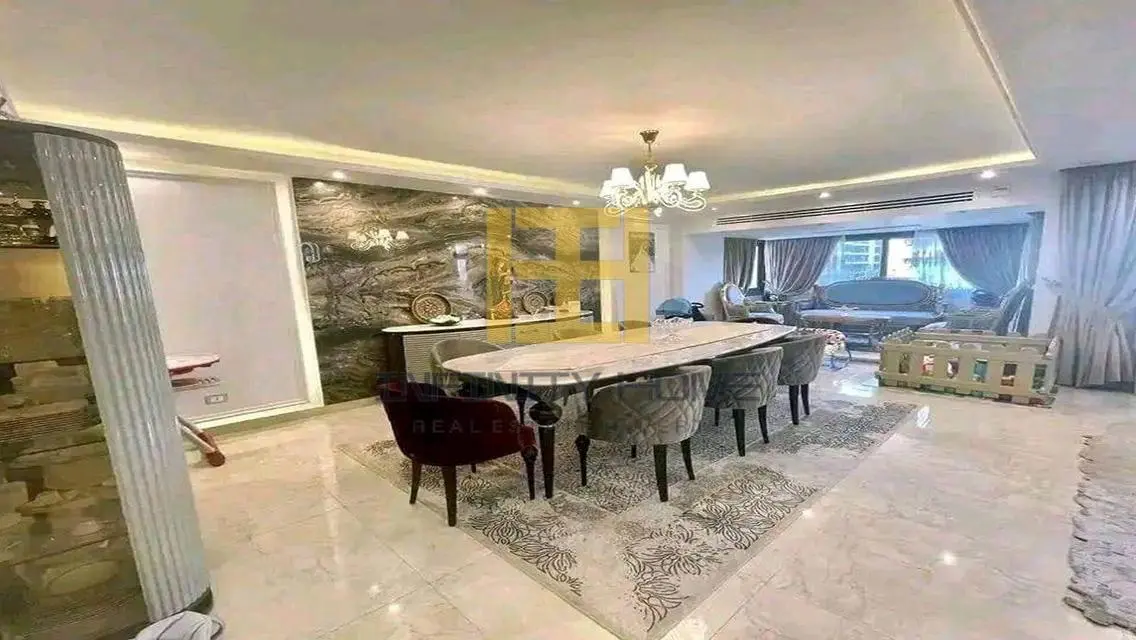 Luxury Apartment for Sale in the Heart of the City