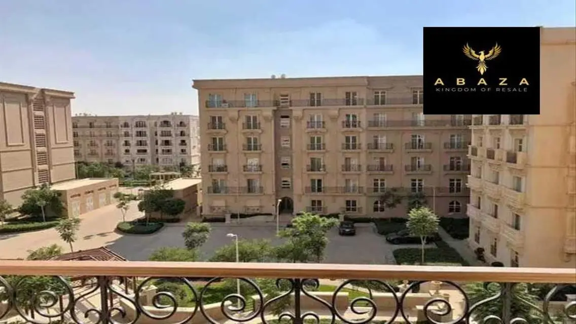 شقة فاخرة بمساحة كبيرة في موقع متميز